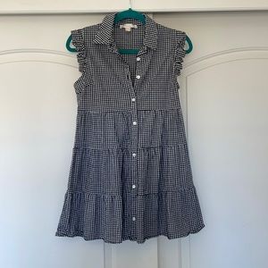 Summer mini dress in M. Fits best if your are on a smaller M (ideal for sz 4-6).